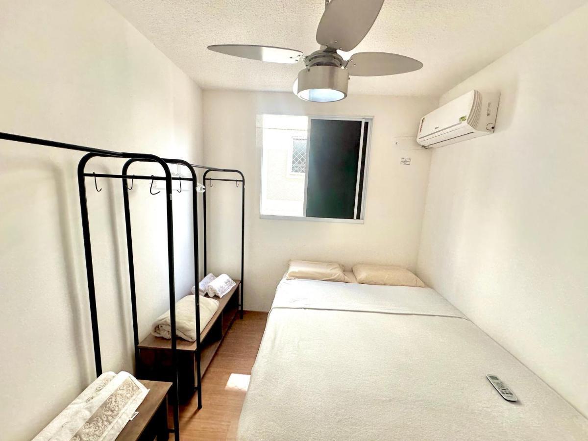 Apartment Com 2 Dormitorios, 1 Vaga De Garagem E Mercadinho 24hrs, Em Otima Localizacao!